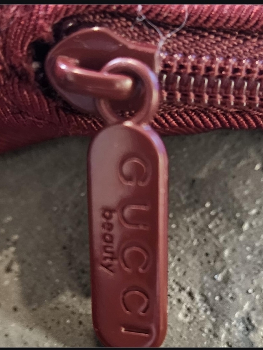 Gucci Beauty Burgundy Cosmetic Pouch Set - Picture 8 of 8